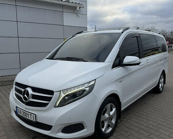 Белый Мерседес В-Класс, объемом двигателя 2.14 л и пробегом 179 тыс. км за 37700 $, фото 1 на Automoto.ua