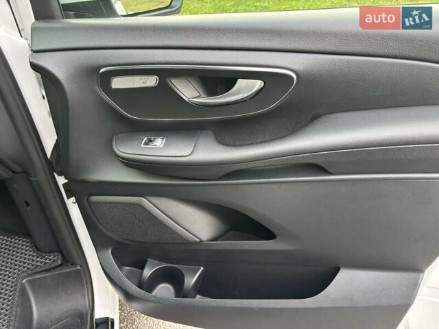 Белый Мерседес В-Класс, объемом двигателя 2.14 л и пробегом 191 тыс. км за 31900 $, фото 18 на Automoto.ua