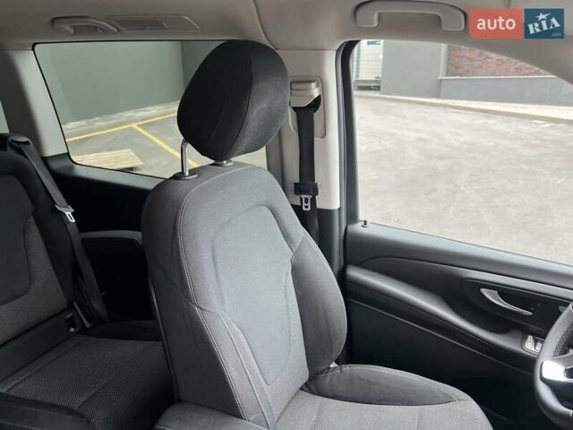 Белый Мерседес В-Класс, объемом двигателя 2 л и пробегом 170 тыс. км за 31000 $, фото 6 на Automoto.ua