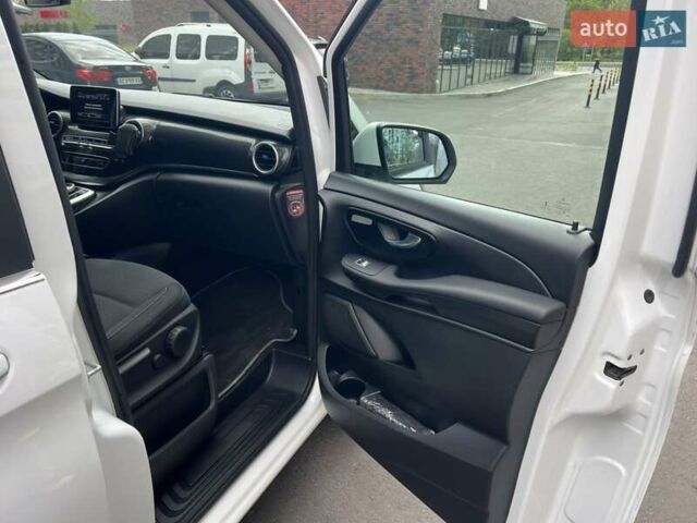 Белый Мерседес В-Класс, объемом двигателя 2 л и пробегом 170 тыс. км за 31000 $, фото 11 на Automoto.ua