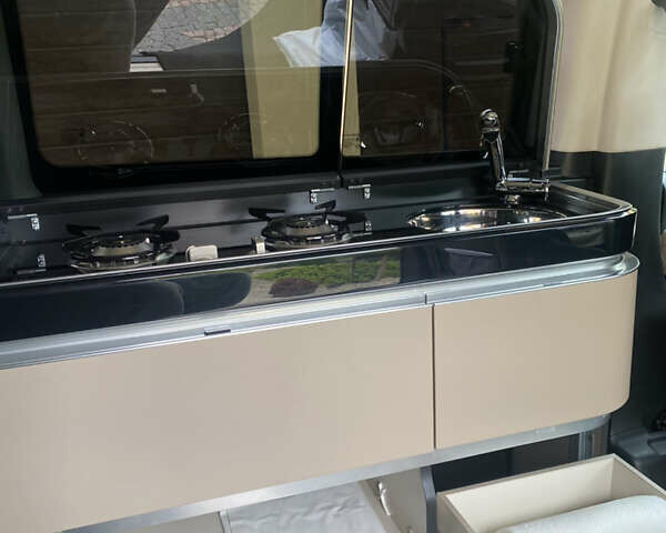 Белый Мерседес В-Класс, объемом двигателя 2.2 л и пробегом 72 тыс. км за 55000 $, фото 26 на Automoto.ua