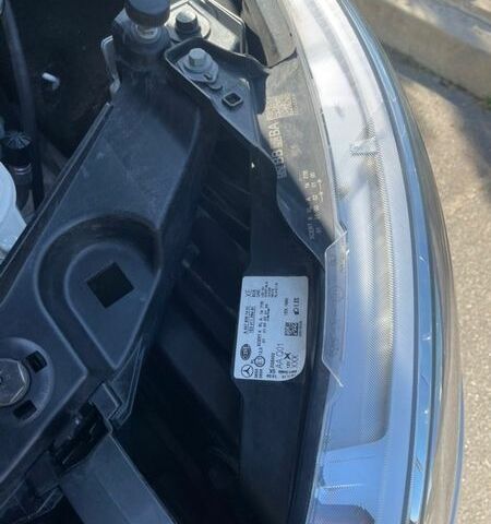 Білий Мерседес В-Клас, об'ємом двигуна 1.95 л та пробігом 40 тис. км за 85000 $, фото 20 на Automoto.ua