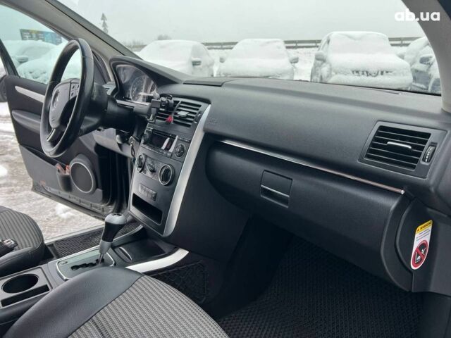 Черный Мерседес В-Класс, объемом двигателя 2.1 л и пробегом 265 тыс. км за 6990 $, фото 35 на Automoto.ua