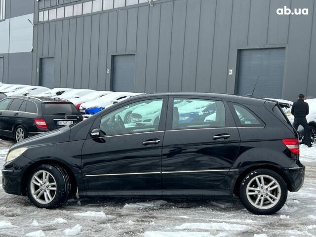 Черный Мерседес В-Класс, объемом двигателя 2.1 л и пробегом 265 тыс. км за 6990 $, фото 3 на Automoto.ua