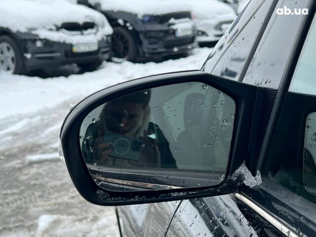 Черный Мерседес В-Класс, объемом двигателя 2.1 л и пробегом 265 тыс. км за 6990 $, фото 13 на Automoto.ua