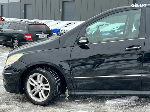 Черный Мерседес В-Класс, объемом двигателя 2.1 л и пробегом 265 тыс. км за 6990 $, фото 2 на Automoto.ua
