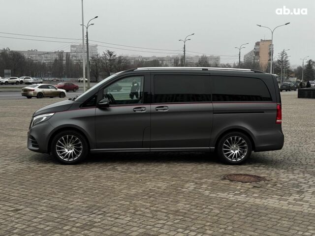 Черный Мерседес В-Класс, объемом двигателя 2.1 л и пробегом 103 тыс. км за 63790 $, фото 4 на Automoto.ua