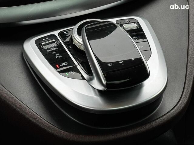 Черный Мерседес В-Класс, объемом двигателя 2.1 л и пробегом 103 тыс. км за 63790 $, фото 39 на Automoto.ua