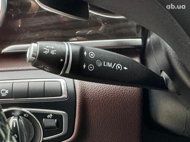 Черный Мерседес В-Класс, объемом двигателя 2.1 л и пробегом 103 тыс. км за 63790 $, фото 26 на Automoto.ua