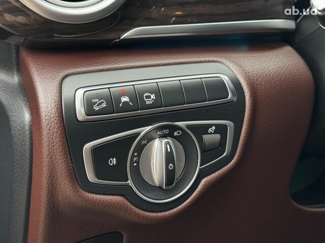 Черный Мерседес В-Класс, объемом двигателя 2.1 л и пробегом 103 тыс. км за 63790 $, фото 24 на Automoto.ua