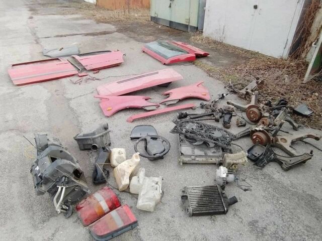 Чорний Мерседес В-Клас, об'ємом двигуна 2.3 л та пробігом 300 тис. км за 500 $, фото 1 на Automoto.ua