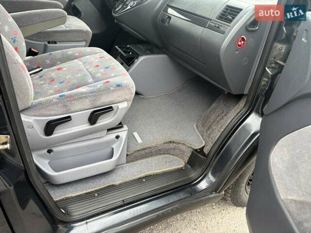 Черный Мерседес В-Класс, объемом двигателя 2.1 л и пробегом 320 тыс. км за 7400 $, фото 24 на Automoto.ua