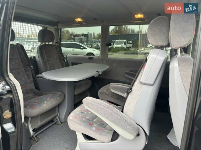 Черный Мерседес В-Класс, объемом двигателя 2.1 л и пробегом 320 тыс. км за 7400 $, фото 16 на Automoto.ua