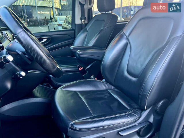 Мерседес В-Класс 2014 в Киеве на Automoto.ua Черный Мерседес В-Класс, объемом двигателя 2.14 л и пробегом 302 тыс. км за 29800 $, фото 16 на Automoto.ua