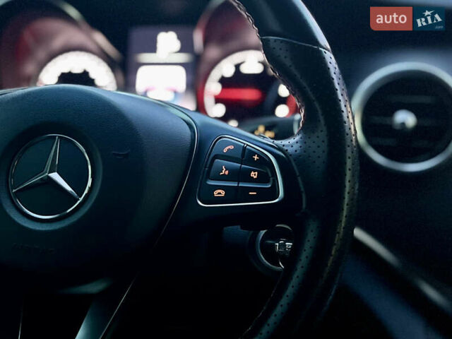 Мерседес В-Класс 2014 в Киеве на Automoto.ua Черный Мерседес В-Класс, объемом двигателя 2.14 л и пробегом 302 тыс. км за 29800 $, фото 31 на Automoto.ua