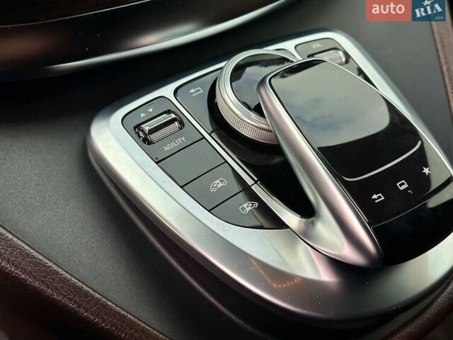 Мерседес В-Класс 2014 в Киеве на Automoto.ua Черный Мерседес В-Класс, объемом двигателя 2.1 л и пробегом 343 тыс. км за 32900 $, фото 33 на Automoto.ua