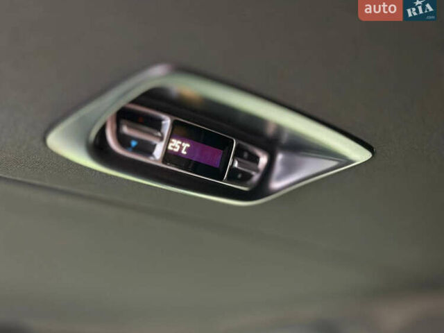 Мерседес В-Класс 2014 в Киеве на Automoto.ua Черный Мерседес В-Класс, объемом двигателя 2.1 л и пробегом 343 тыс. км за 32900 $, фото 39 на Automoto.ua