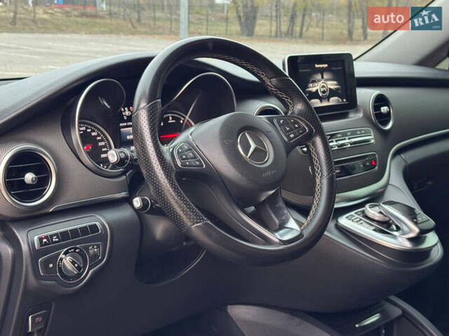 Черный Мерседес В-Класс, объемом двигателя 2 л и пробегом 301 тыс. км за 33000 $, фото 13 на Automoto.ua