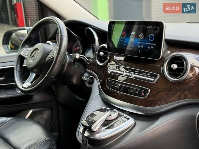 Чорний Мерседес В-Клас, об'ємом двигуна 2.2 л та пробігом 300 тис. км за 29500 $, фото 7 на Automoto.ua