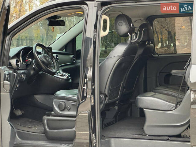 Черный Мерседес В-Класс, объемом двигателя 2 л и пробегом 301 тыс. км за 33000 $, фото 14 на Automoto.ua