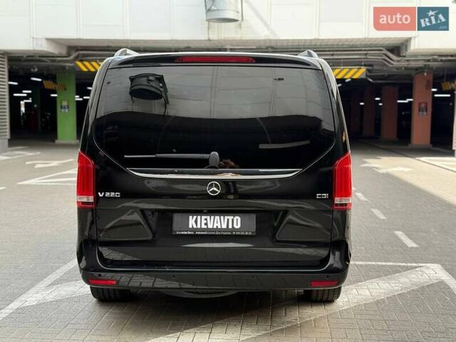Чорний Мерседес В-Клас, об'ємом двигуна 2.2 л та пробігом 300 тис. км за 29500 $, фото 3 на Automoto.ua