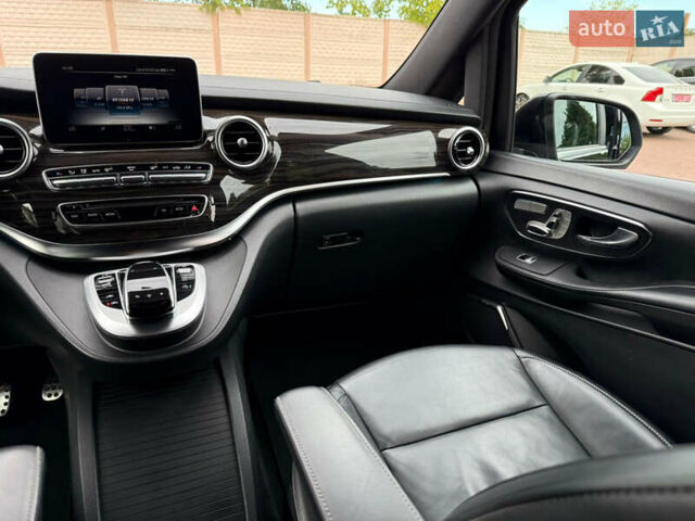 Чорний Мерседес В-Клас, об'ємом двигуна 2.14 л та пробігом 298 тис. км за 36800 $, фото 14 на Automoto.ua