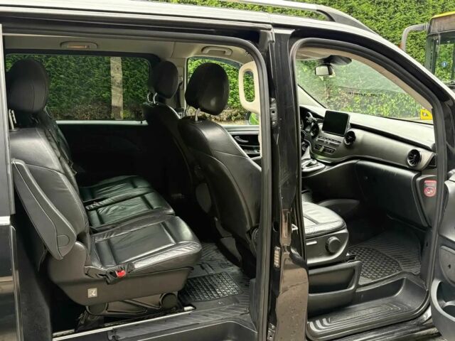 Чорний Мерседес В-Клас, об'ємом двигуна 2.1 л та пробігом 79 тис. км за 11000 $, фото 9 на Automoto.ua