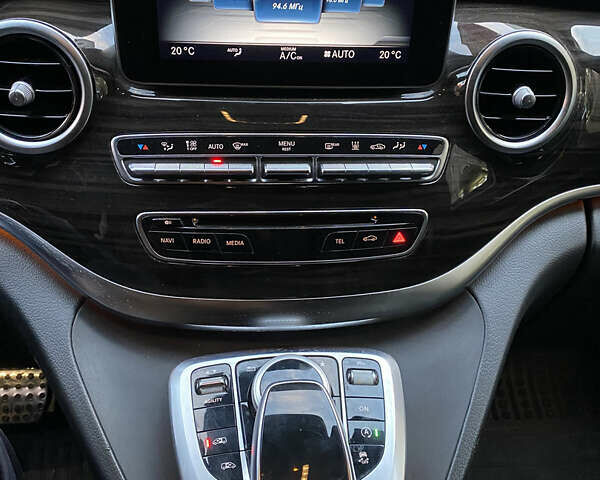 Черный Мерседес В-Класс, объемом двигателя 2.14 л и пробегом 135 тыс. км за 40000 $, фото 15 на Automoto.ua