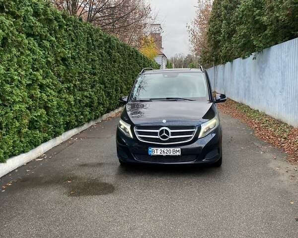 Черный Мерседес В-Класс, объемом двигателя 2.14 л и пробегом 153 тыс. км за 45000 $, фото 6 на Automoto.ua