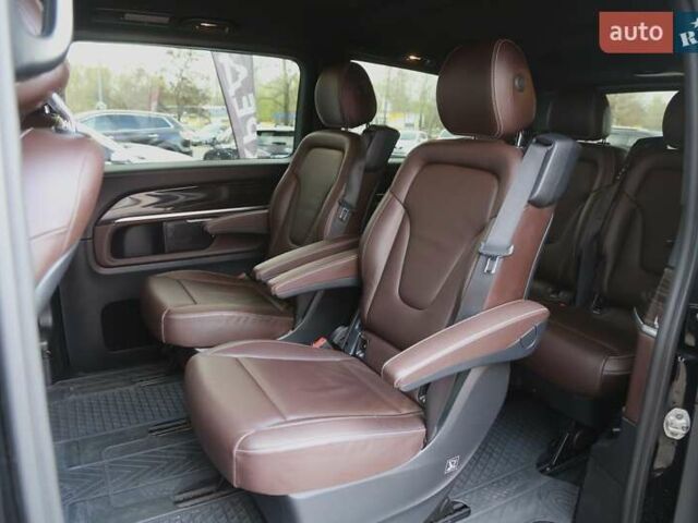 Черный Мерседес В-Класс, объемом двигателя 2.2 л и пробегом 96 тыс. км за 50000 $, фото 8 на Automoto.ua