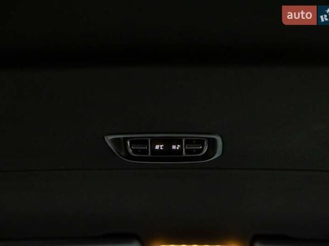 Чорний Мерседес В-Клас, об'ємом двигуна 2.14 л та пробігом 455 тис. км за 32300 $, фото 20 на Automoto.ua