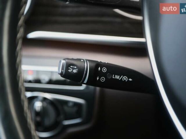 Черный Мерседес В-Класс, объемом двигателя 2.2 л и пробегом 96 тыс. км за 50000 $, фото 26 на Automoto.ua