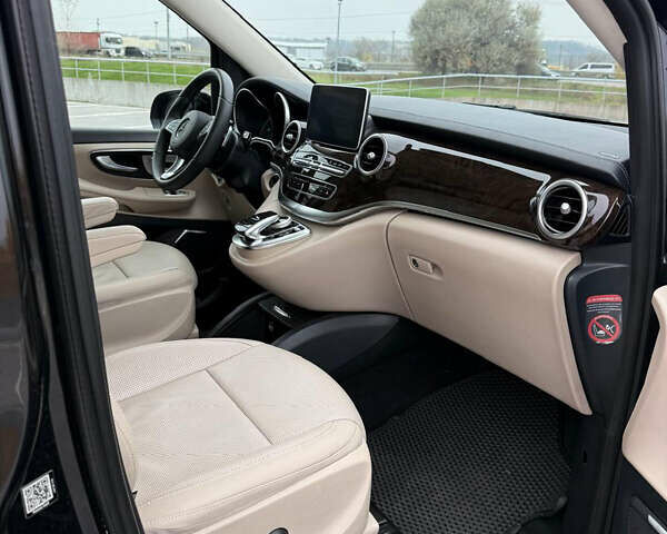 Черный Мерседес В-Класс, объемом двигателя 2.14 л и пробегом 350 тыс. км за 42900 $, фото 15 на Automoto.ua