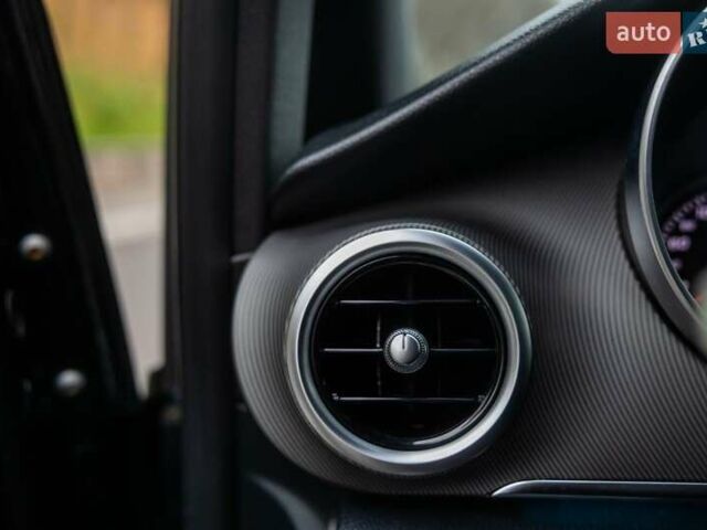 Чорний Мерседес В-Клас, об'ємом двигуна 2.14 л та пробігом 455 тис. км за 32300 $, фото 27 на Automoto.ua