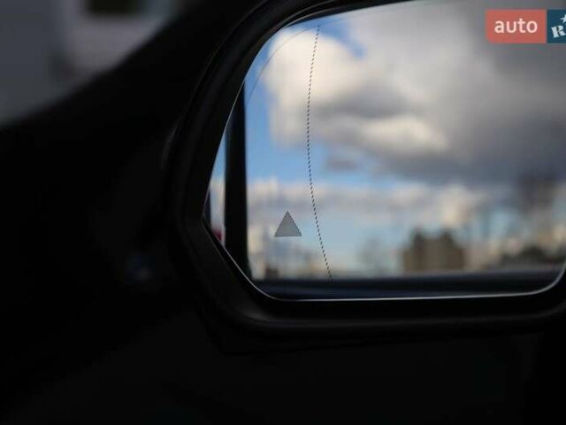 Черный Мерседес В-Класс, объемом двигателя 2.2 л и пробегом 96 тыс. км за 50000 $, фото 28 на Automoto.ua