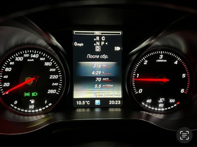 Мерседес В-Класс 2015 в Черновцах на Automoto.ua Черный Мерседес В-Класс, объемом двигателя 2.1 л и пробегом 398 тыс. км за 31000 $, фото 6 на Automoto.ua
