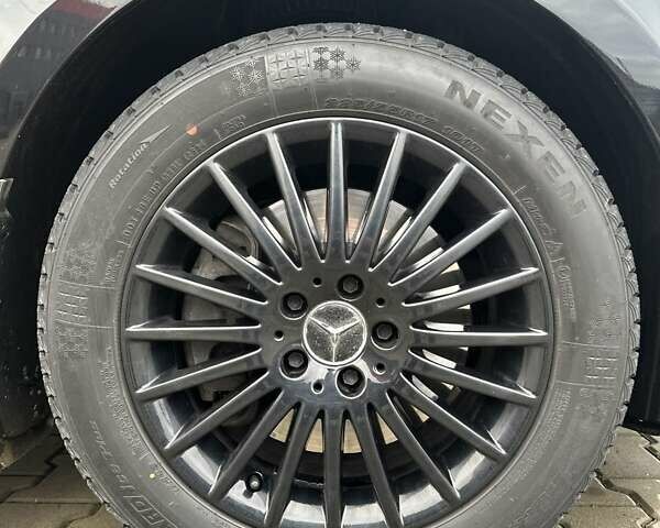 Чорний Мерседес В-Клас, об'ємом двигуна 2.14 л та пробігом 383 тис. км за 29900 $, фото 9 на Automoto.ua