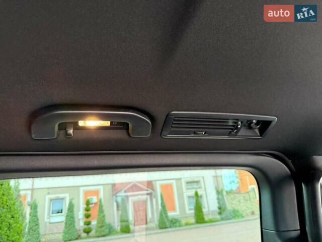 Чорний Мерседес В-Клас, об'ємом двигуна 2.14 л та пробігом 298 тис. км за 36800 $, фото 21 на Automoto.ua