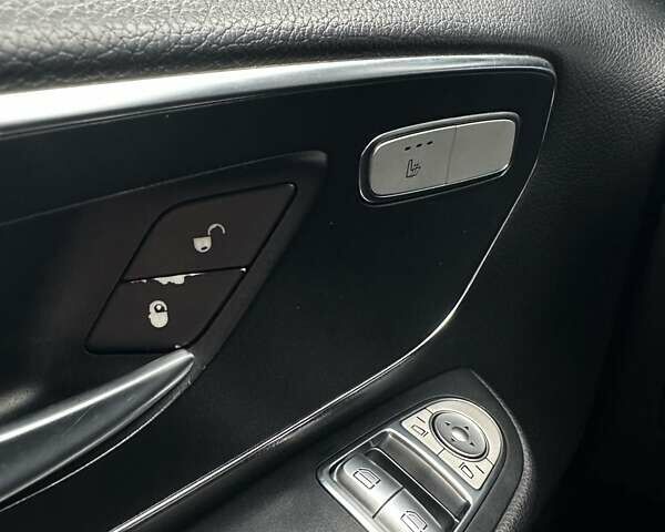 Черный Мерседес В-Класс, объемом двигателя 2.14 л и пробегом 383 тыс. км за 29900 $, фото 36 на Automoto.ua