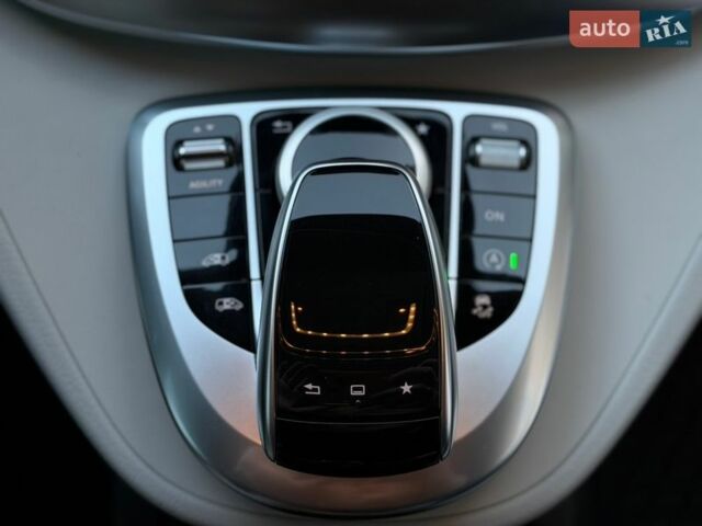 Черный Мерседес В-Класс, объемом двигателя 2.14 л и пробегом 185 тыс. км за 39000 $, фото 27 на Automoto.ua