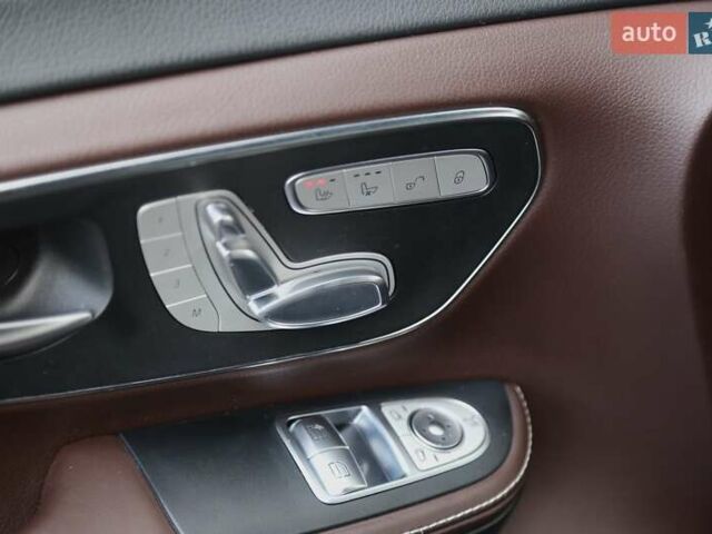 Черный Мерседес В-Класс, объемом двигателя 2.2 л и пробегом 96 тыс. км за 50000 $, фото 23 на Automoto.ua