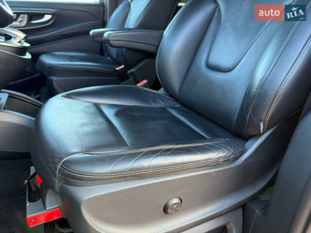 Чорний Мерседес В-Клас, об'ємом двигуна 2.14 л та пробігом 298 тис. км за 36800 $, фото 37 на Automoto.ua