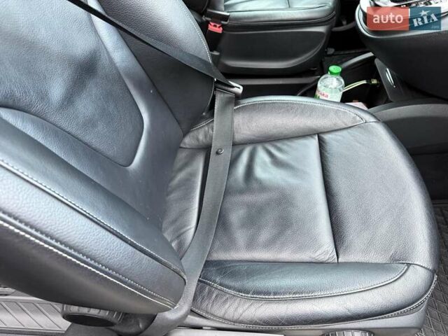 Чорний Мерседес В-Клас, об'ємом двигуна 2.2 л та пробігом 186 тис. км за 43000 $, фото 8 на Automoto.ua