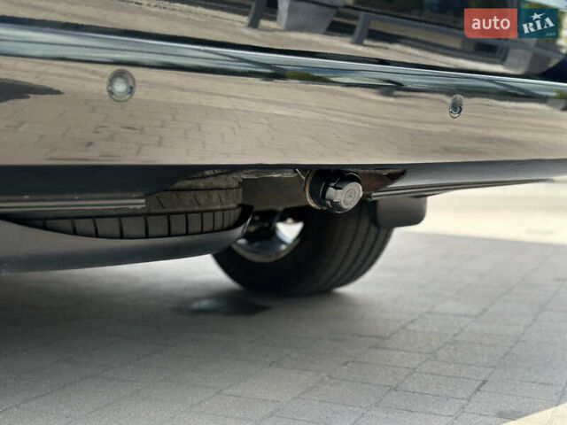 Мерседес В-Класс 2016 в Киеве на Automoto.ua Черный Мерседес В-Класс, объемом двигателя 2.14 л и пробегом 168 тыс. км за 51000 $, фото 19 на Automoto.ua