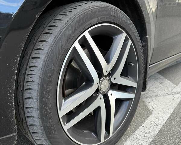 Чорний Мерседес В-Клас, об'ємом двигуна 2.2 л та пробігом 186 тис. км за 43000 $, фото 3 на Automoto.ua