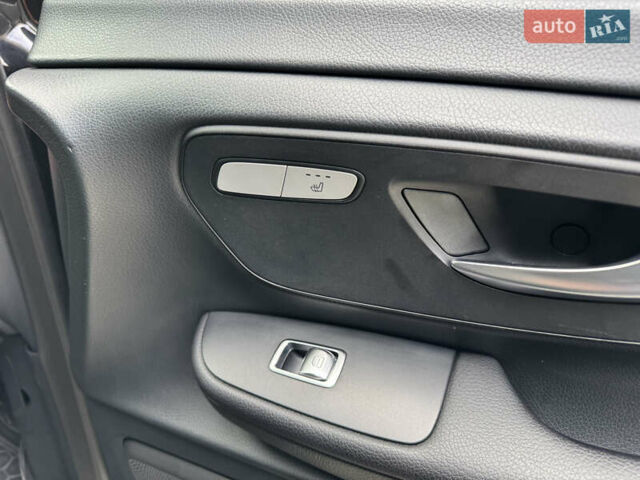 Черный Мерседес В-Класс, объемом двигателя 2.2 л и пробегом 478 тыс. км за 30000 $, фото 60 на Automoto.ua