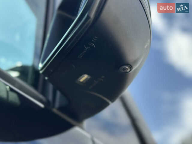 Мерседес В-Класс 2016 в Киеве на Automoto.ua Черный Мерседес В-Класс, объемом двигателя 2.14 л и пробегом 168 тыс. км за 51000 $, фото 23 на Automoto.ua