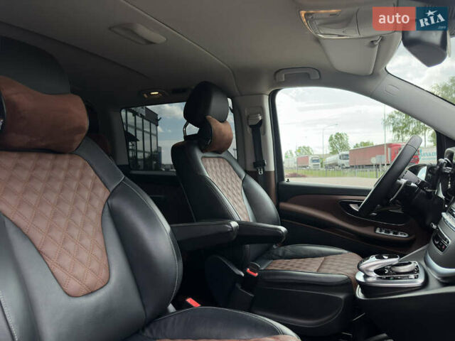 Мерседес В-Класс 2016 в Киеве на Automoto.ua Черный Мерседес В-Класс, объемом двигателя 2.14 л и пробегом 168 тыс. км за 51000 $, фото 33 на Automoto.ua