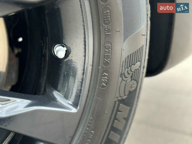 Мерседес В-Класс 2016 в Киеве на Automoto.ua Черный Мерседес В-Класс, объемом двигателя 2.14 л и пробегом 168 тыс. км за 51000 $, фото 91 на Automoto.ua