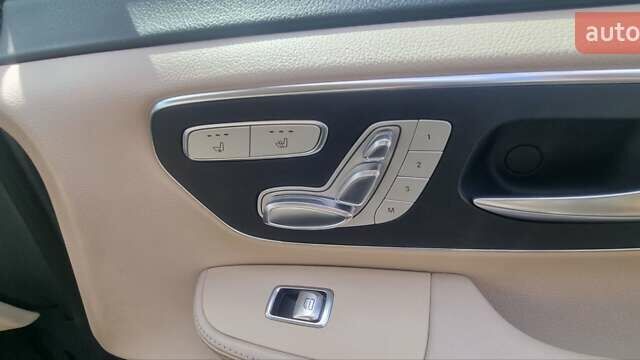 Чорний Мерседес В-Клас, об'ємом двигуна 2.14 л та пробігом 212 тис. км за 37000 $, фото 7 на Automoto.ua